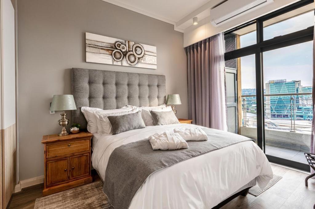 Menlyn Maine Residence Unit 1419 프레토리아 외부 사진